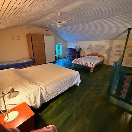 Cool Summer Retreat Prázdninový dům Susak